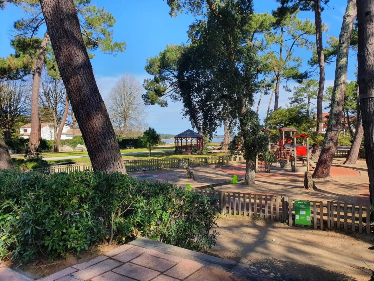 Terrasses Saint Georges - Un Emplacement Exceptionnel Au Centre-Ville Et Au Calme A Quelques Pas Du Lac Marin Soorts-Hossegor Ngoại thất bức ảnh